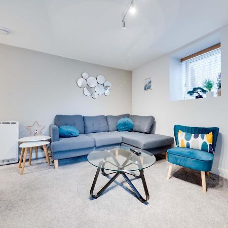 Pass The Keys Lovely 2 Bedroom Apartment In Manchester Exterior photo